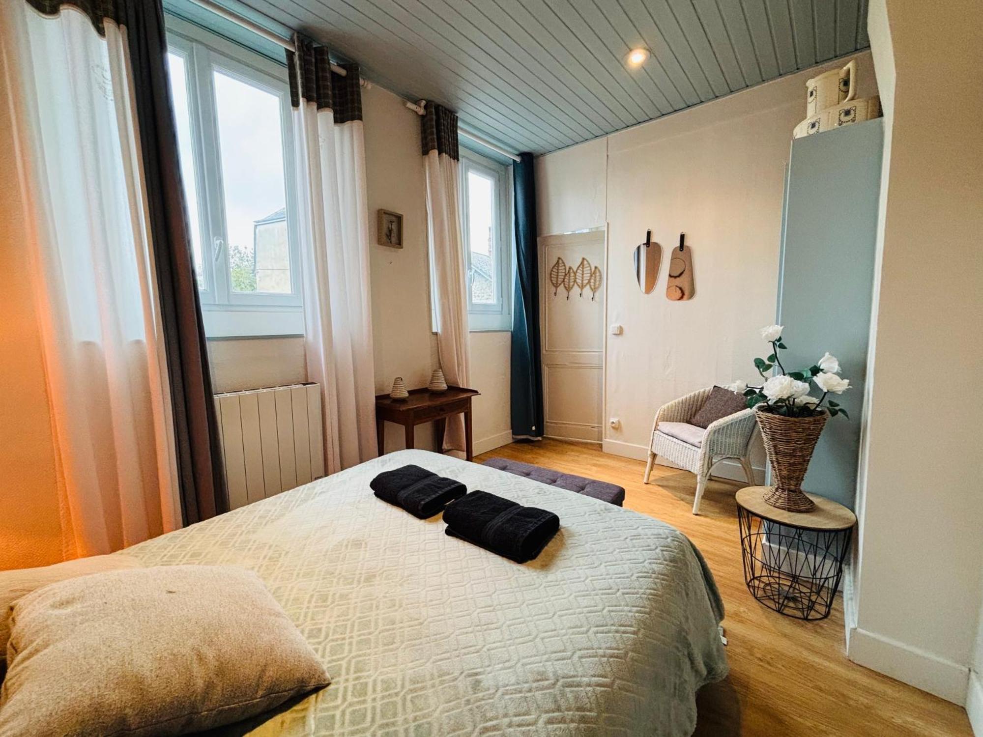 Jolie Cottage Idealement Situee Онфльор Екстериор снимка
